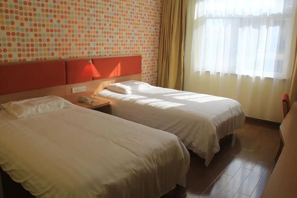 Шанхай: Home Inn
