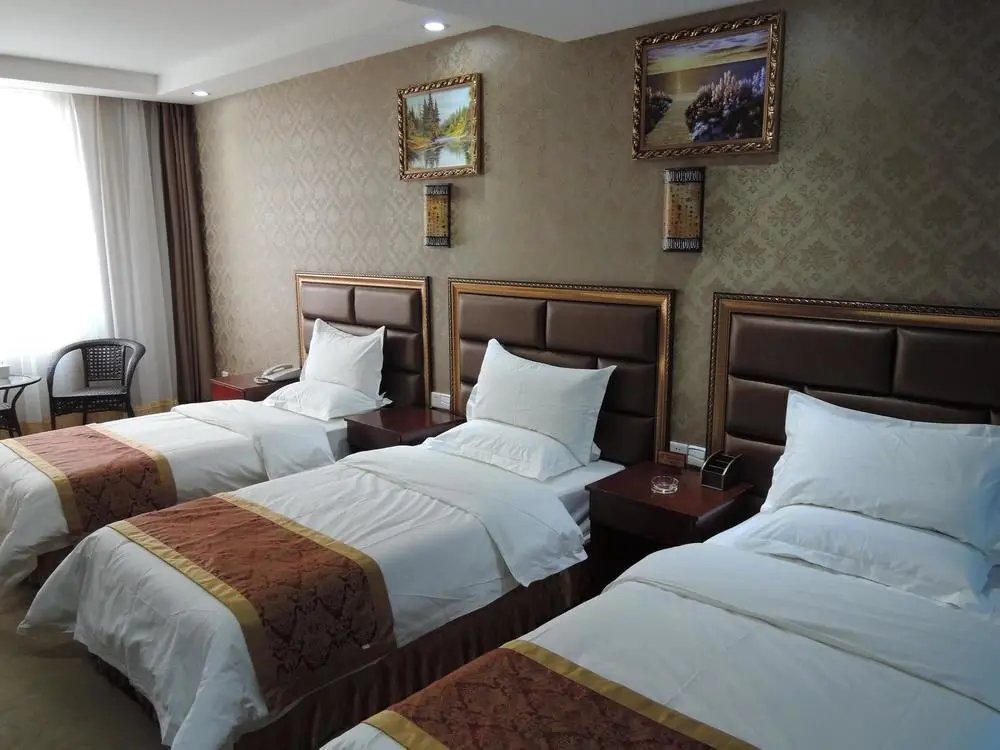 Тайюань: Taiyuan Weibao Business Hotel
