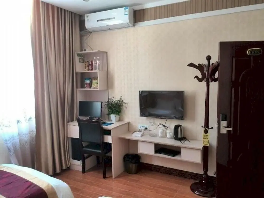 Личуань: Jin Nan An Hotel Lichuan Railway Station