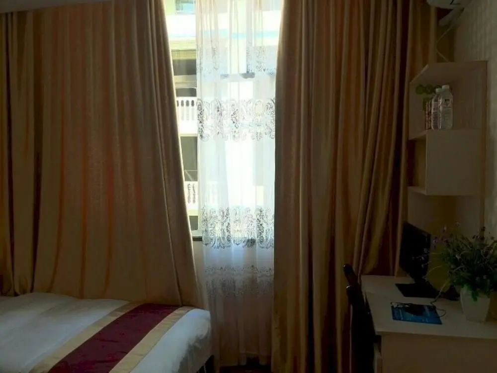 Личуань: Jin Nan An Hotel Lichuan Railway Station