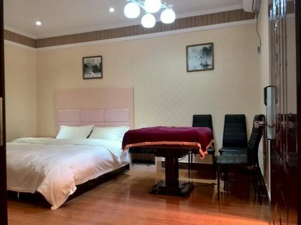 Личуань: Jin Nan An Hotel Lichuan Railway Station