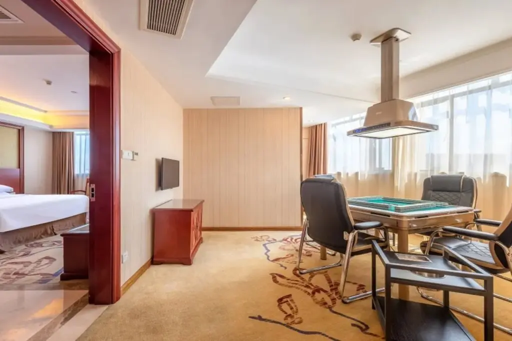 Фошань: Vienna Hotel