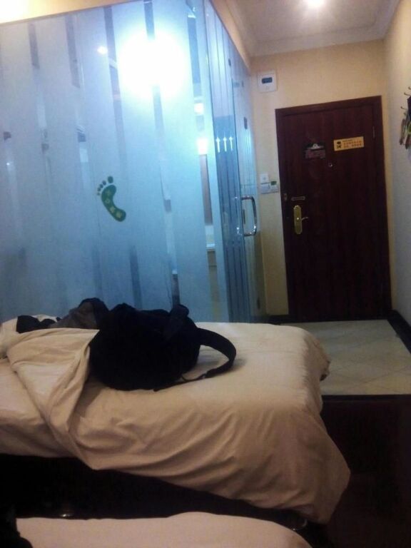 Шанхай: Green Tree Hotel