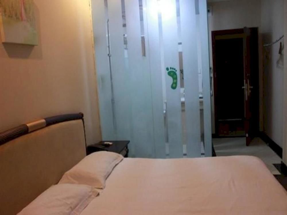 Шанхай: Green Tree Hotel