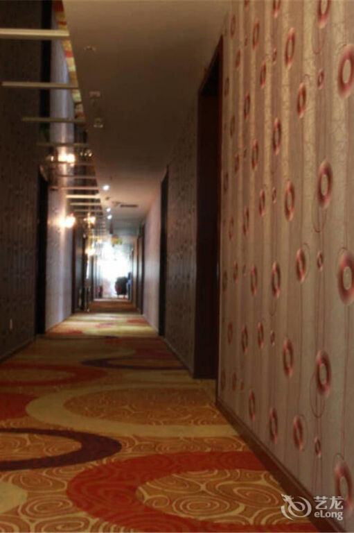 Гуанъюань: Kaifeng Hotel