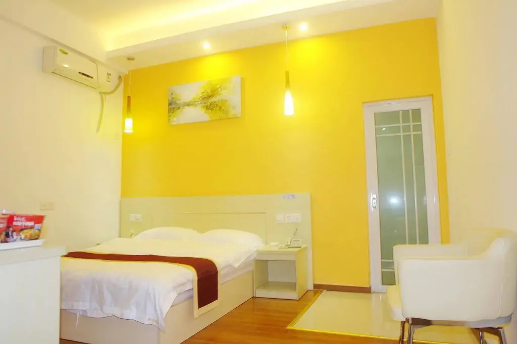 Чжаоцин: Junlin Hotel
