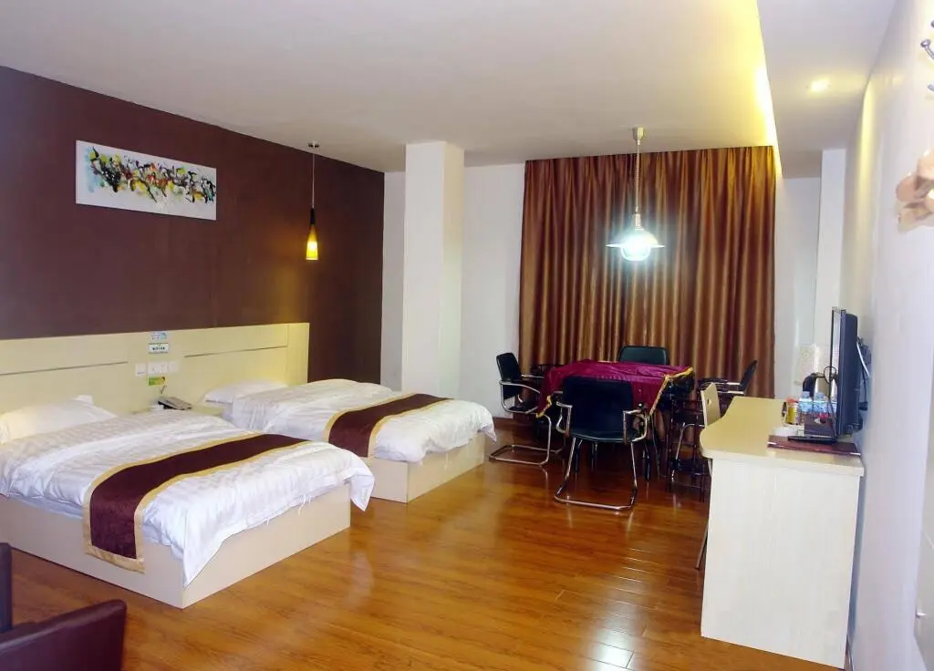 Чжаоцин: Junlin Hotel