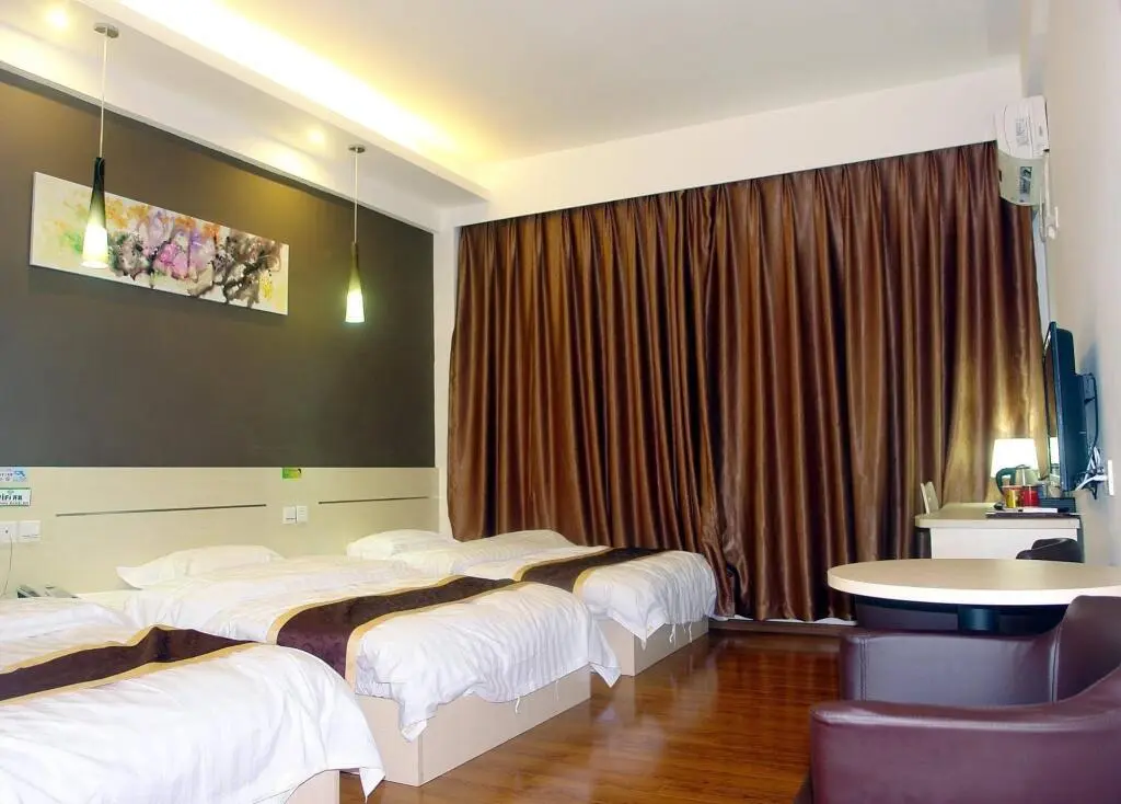 Чжаоцин: Junlin Hotel