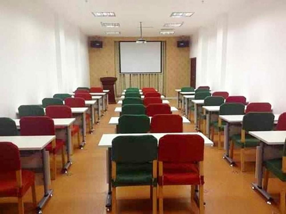 Пекин: Home Inn (Beijing Mentougou Shuangyu)