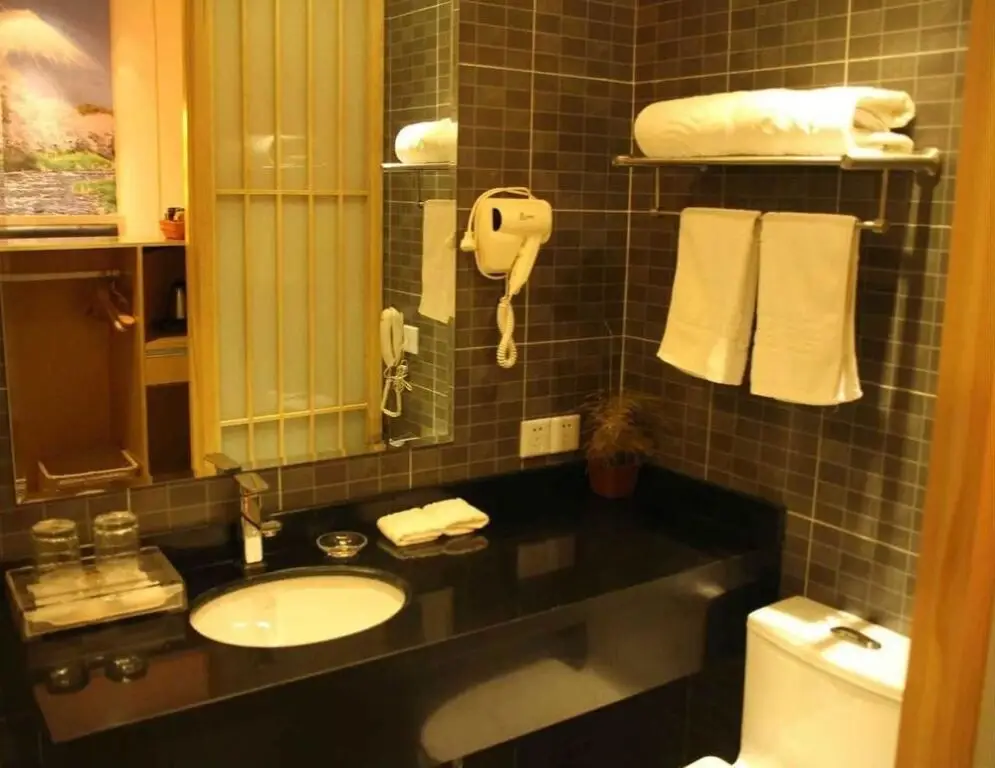 Шанхай: Libo Selected Hotels (Shanghai Wanda Plaza Tonghe New Village Subway Station Branch)