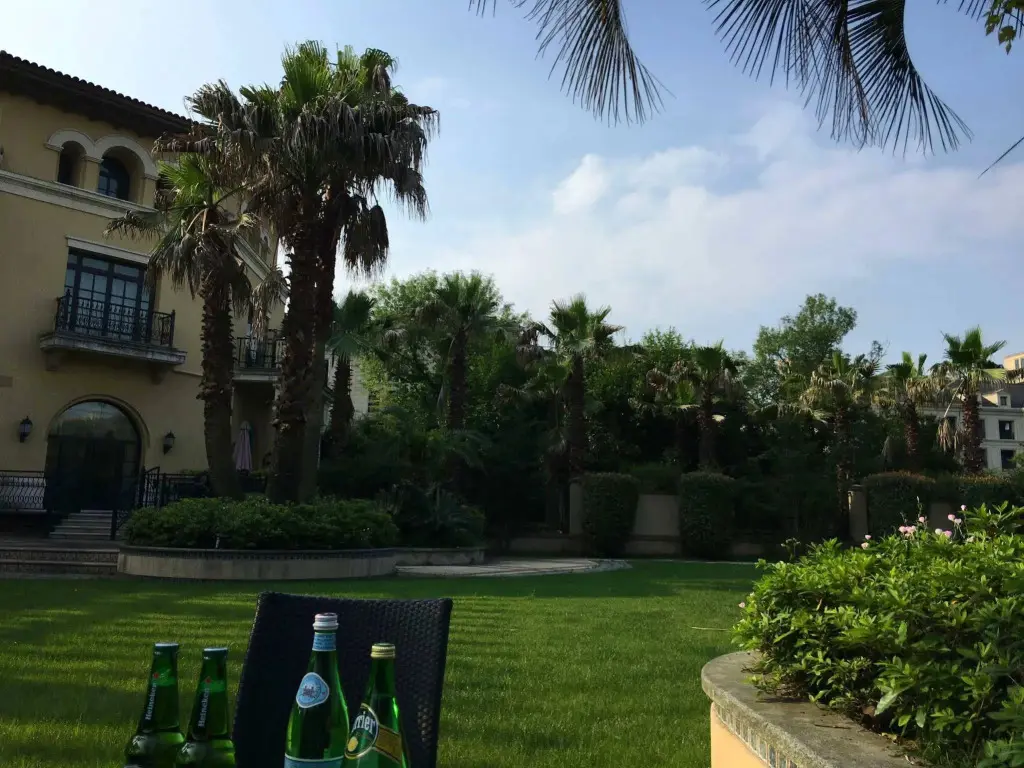 Цзясинь: Haining Baihetiandi Resort