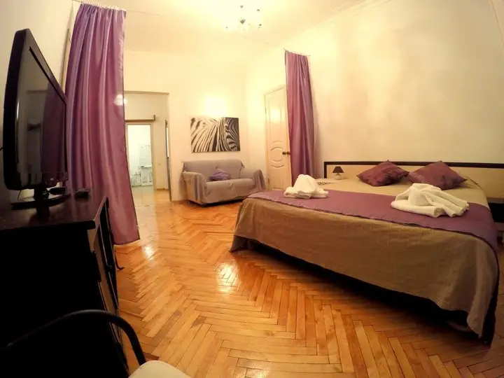 Москва: AmbientHouse Lux Kurskaya