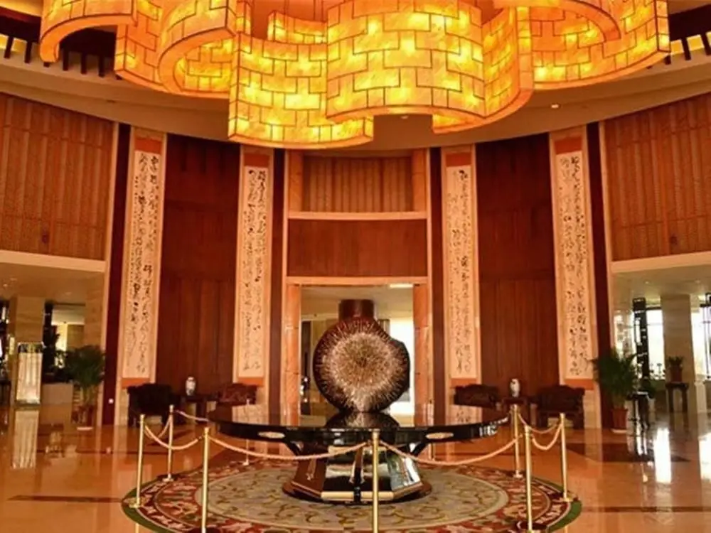 Уси: Qilong Garden Hotel - Wuxi