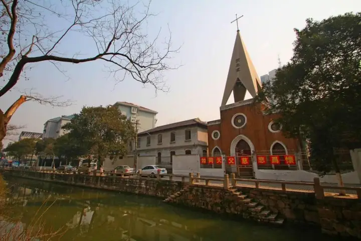 Шанхай: Hanting Hotel Shanghai Jiading Chengzhong Road