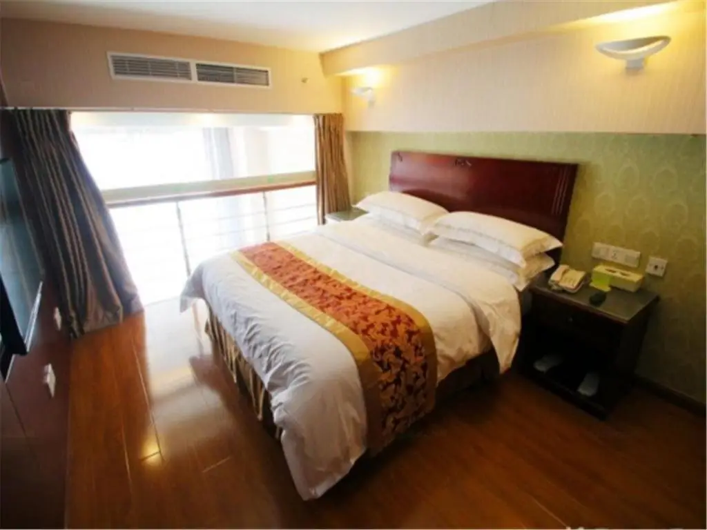 Шанхай: Vienna Hotel Shanghai Hongqiao Airport Jiuting