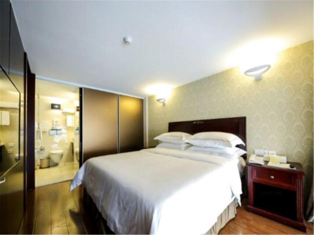 Шанхай: Vienna Hotel Shanghai Hongqiao Airport Jiuting