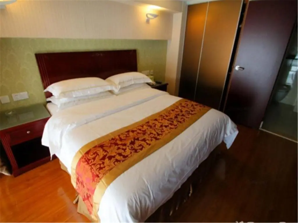Шанхай: Vienna Hotel Shanghai Hongqiao Airport Jiuting