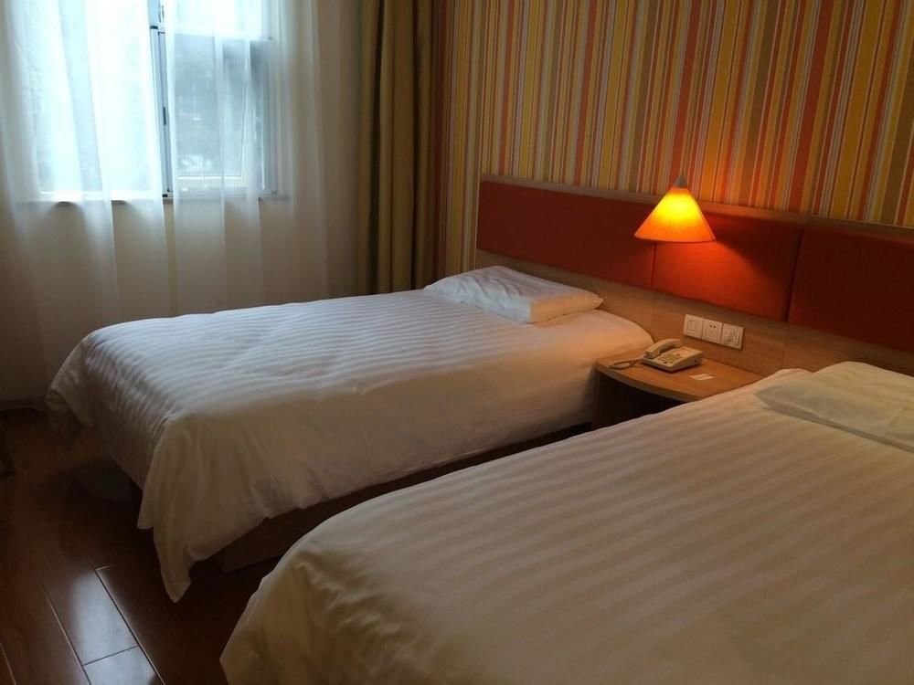 Чэнду: Home Inn Chengdu New City Square Tongjinqiao