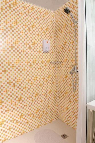 Аньшунь: Home Inn Anshun Tashan Plaza