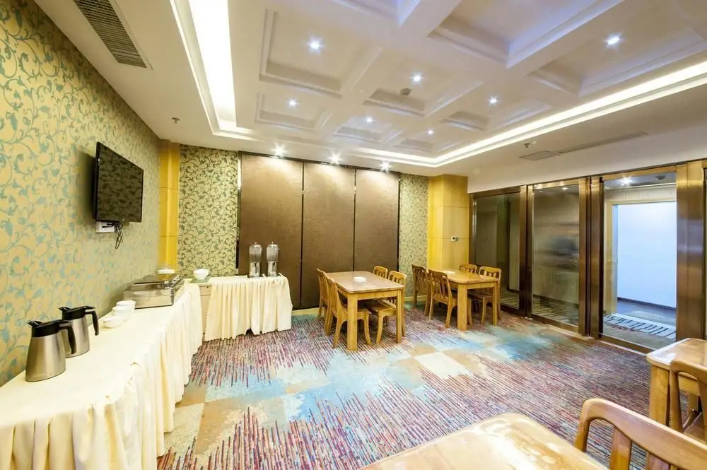 Ухань: Dollar Hotel- Wuhan