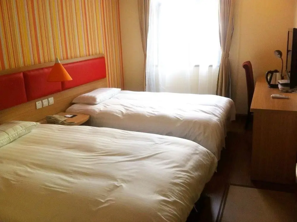 Шанхай: Home Inn