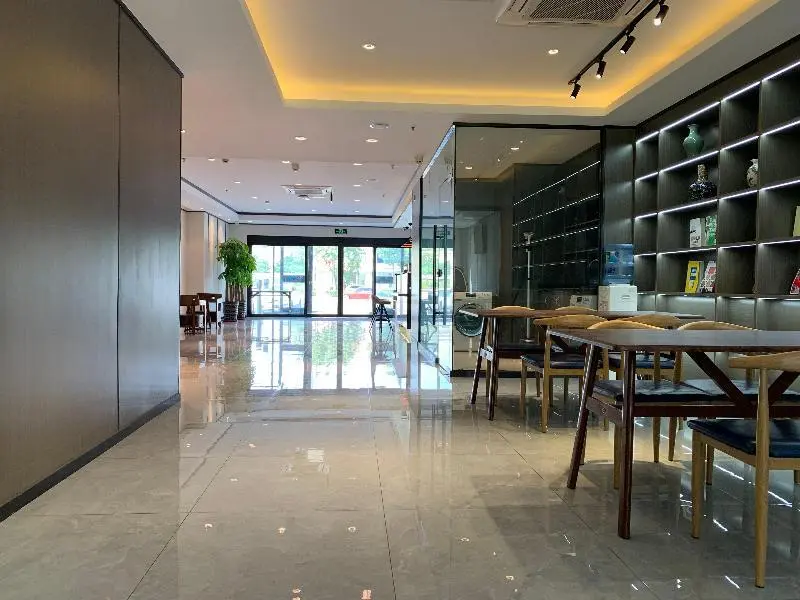 Циндао: Hanting Hotel (Qingdao Haier Industrial Park Metro