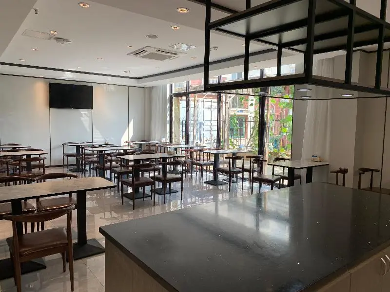 Циндао: Hanting Hotel (Qingdao Haier Industrial Park Metro