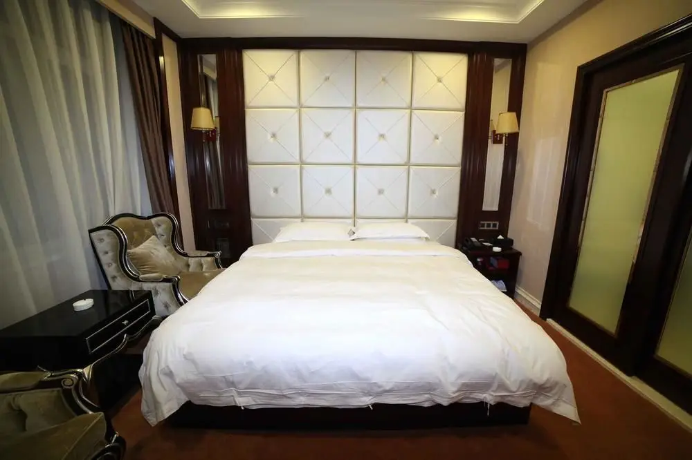 Run Zeng Hotel — фото 1