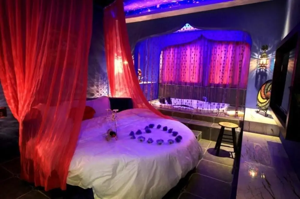 Чунцин: Meigui Zhiyue Theme Hotel