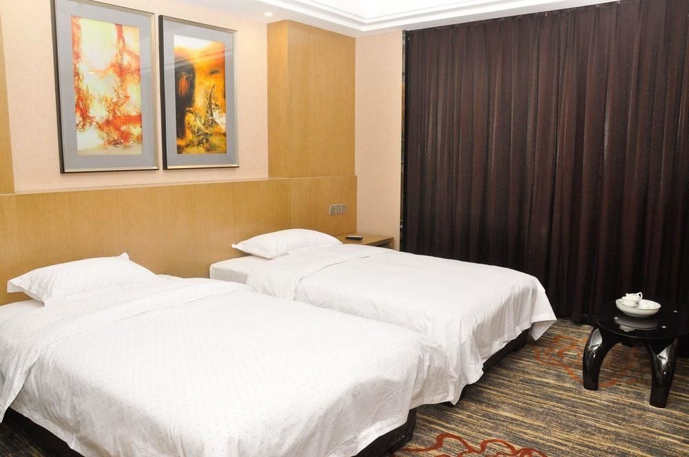 Yi En Ting Hotel — фото 1