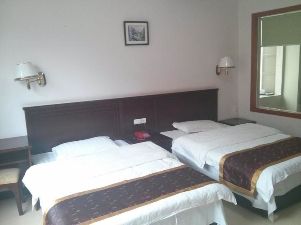 Гуйлинь: Guilin Anyi Hotel
