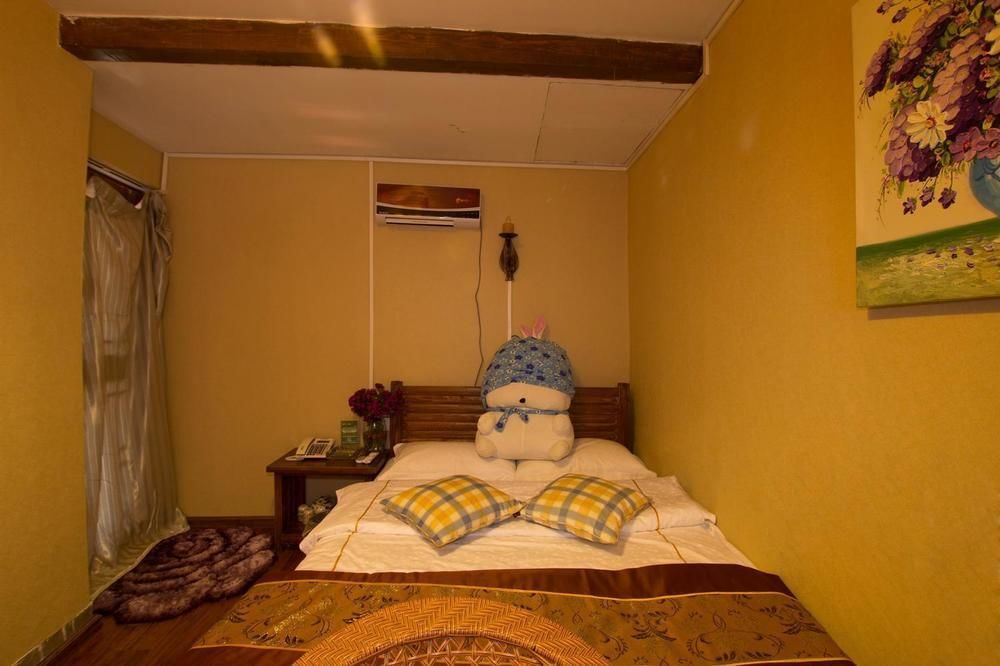 Лицзян: Xinsu Snow Mountain Qingcheng Panoramic Holiday Club