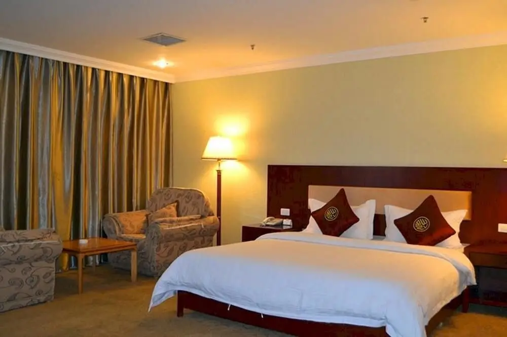 Чэнду: Chengdu Xinong Inn