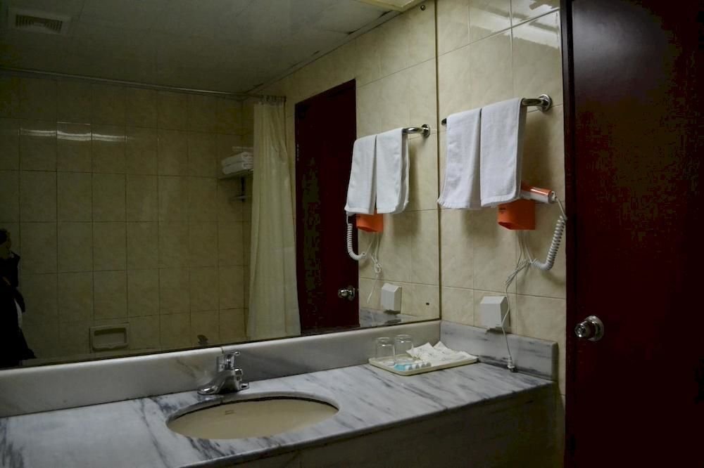 Чэнду: Chengdu Xinong Inn