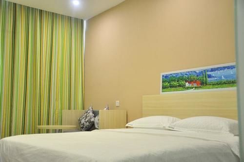 Учжоу: Grid Inn Wuzhou Zhongshan Road