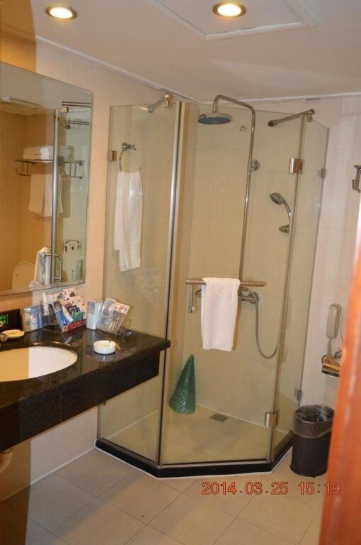 Тайчжоу: Taitong Kaiyue Hotel