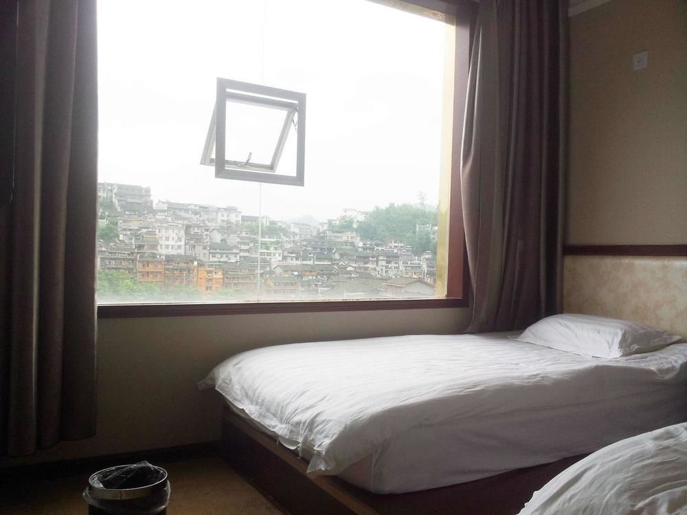 Сянси: Zui Ai Home Inn-fenghuang