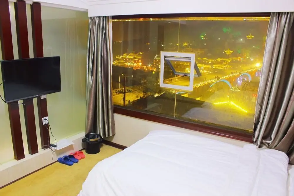 Сянси: Zui Ai Home Inn-fenghuang