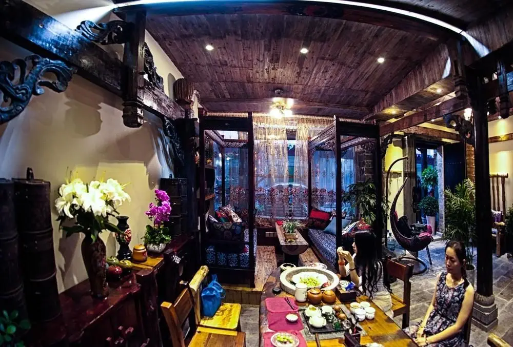 Чжанцзяцзе: Dielianhua Hongdouyuan Inn