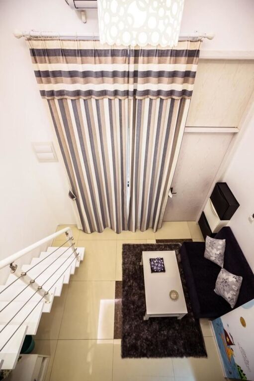 Шанхай: U Me Apartment