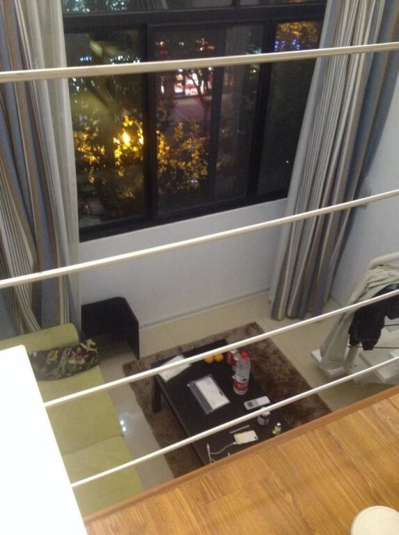 Шанхай: U Me Apartment