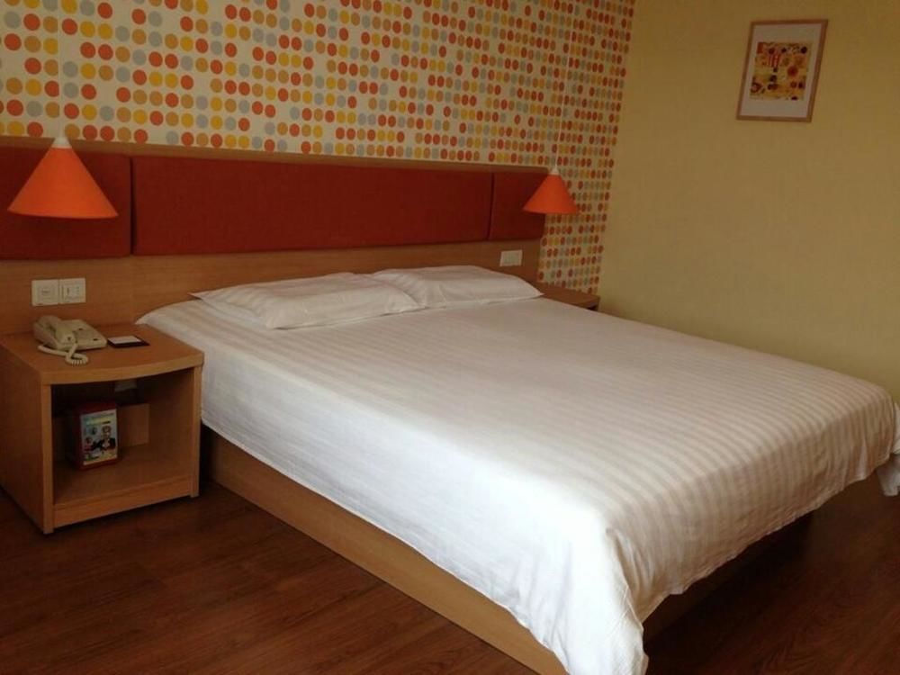 Цзыбо: Aifeel Hotel (Zibo Liantong Road Mingqing Street Branch)
