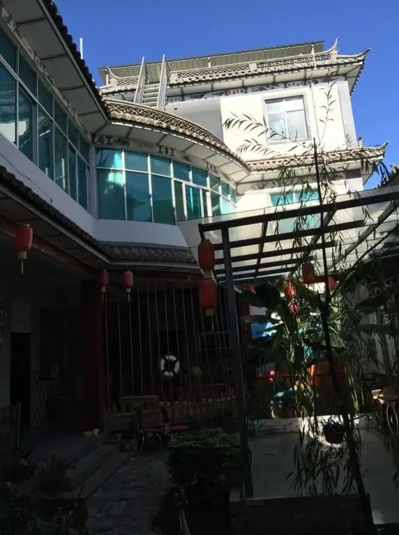Дали: Dali Biewen Inn