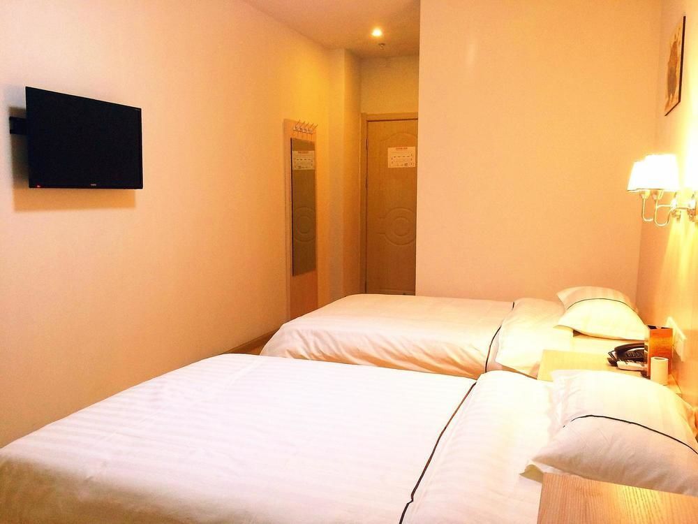 Наньчан: Nanchang Huyou Boutique Hotel Bayi Square Railway Station