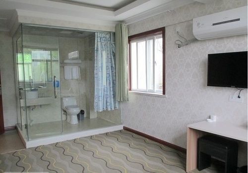 Дунъин: Dongying Xinyijia Hotel