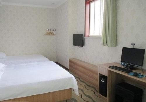 Дунъин: Dongying Xinyijia Hotel
