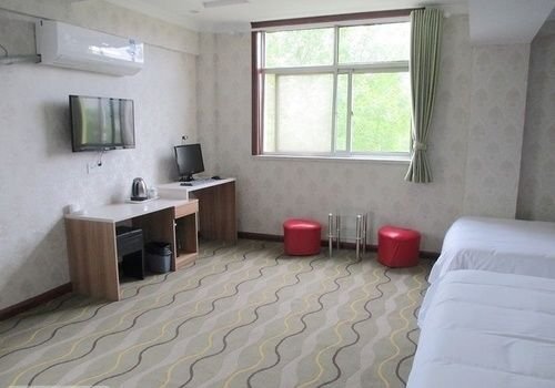 Дунъин: Dongying Xinyijia Hotel