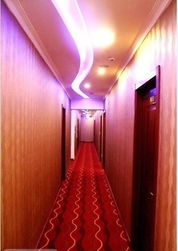 Дунъин: Dongying Xinyijia Hotel