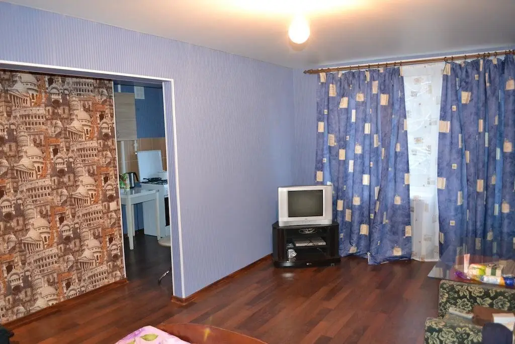 Москва: Apartments on Denisovsky Pereulok
