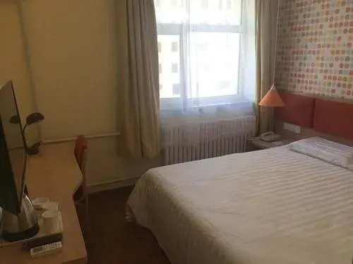 Бэйшоу: Home Inn Liaoyuan Xining Road Sanbaihuo Post Office